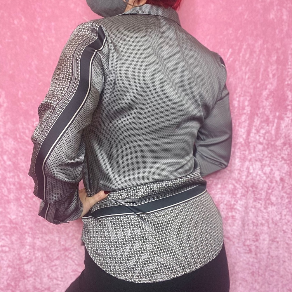 H&M Button Up⚡️ - Picture 3 of 6